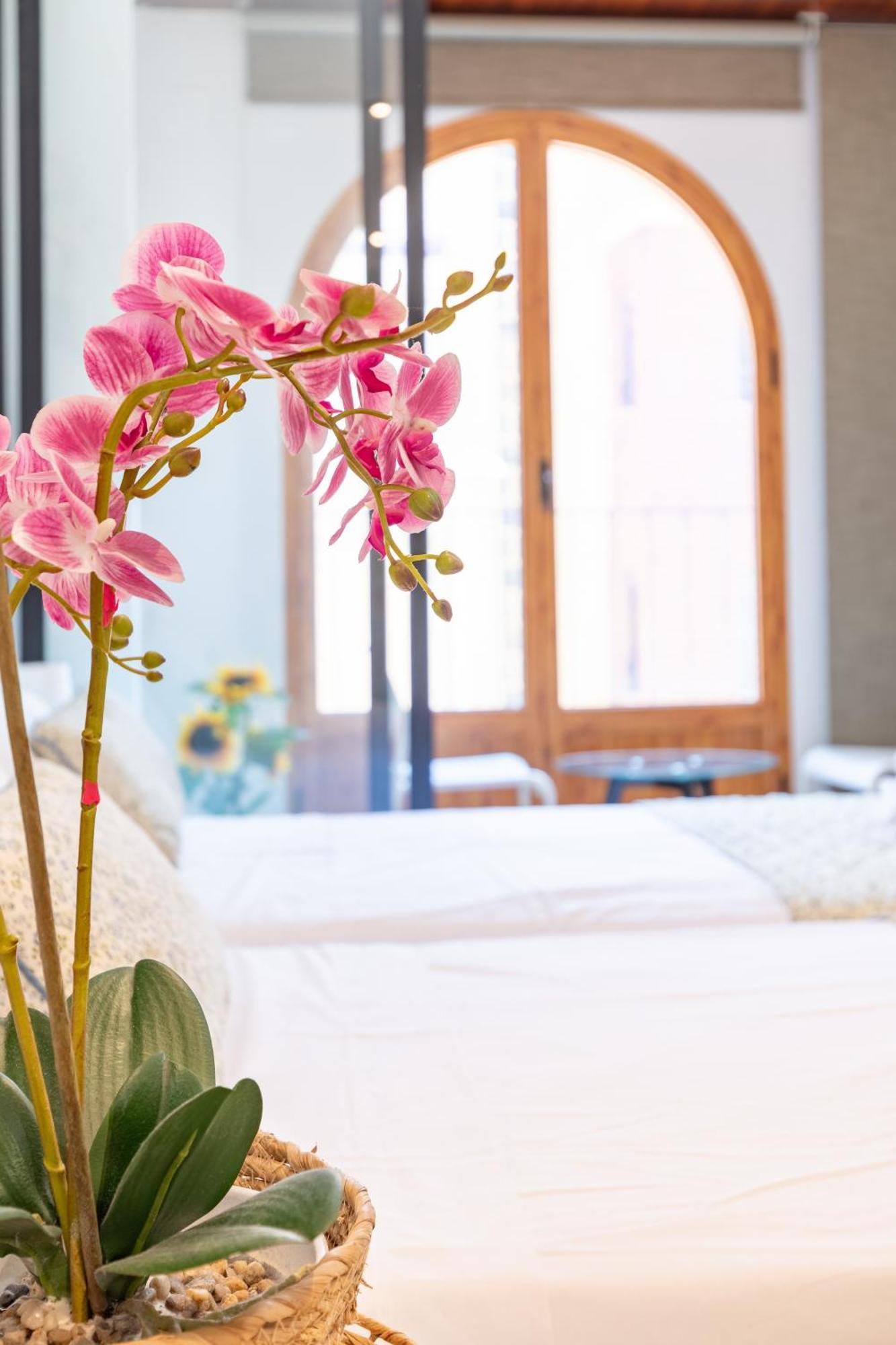 Aparthotel Mediterraneo By Neohotels-Centro 8 Min By Metro 발렌시아 외부 사진